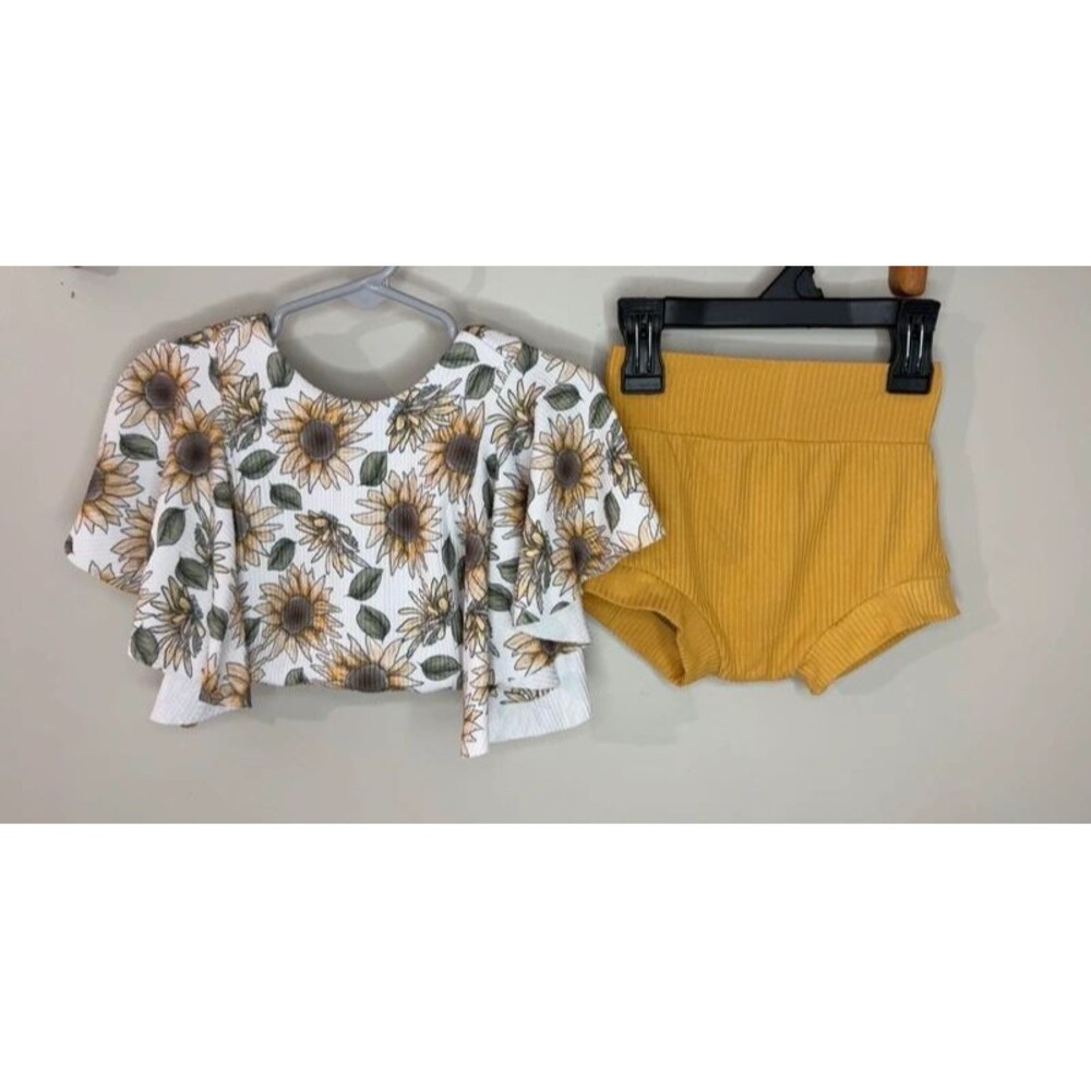 Boutique Toddler Girl Sunflower Top & Ribbed Bummis Set 2T